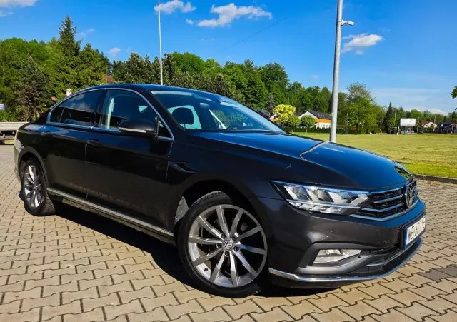 VOLKSWAGEN Passat 2.0 TSI Elegance DSG