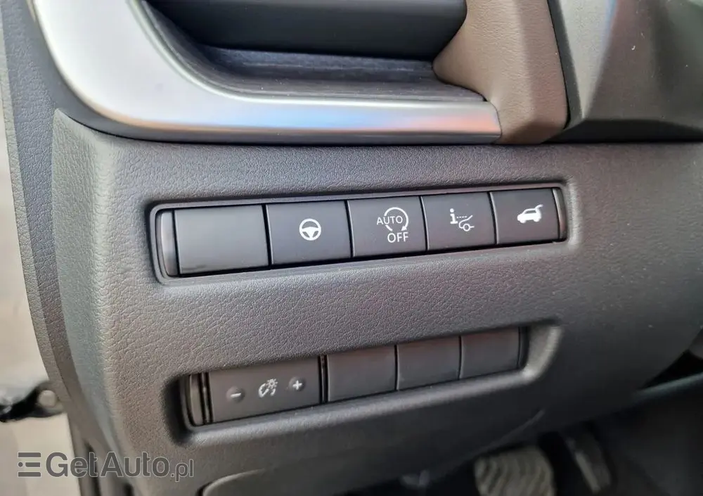 NISSAN Qashqai 1.3 DIG-T MHEV Xtronic Tekna