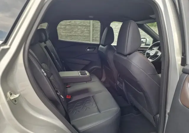 NISSAN Qashqai 1.3 DIG-T MHEV Xtronic Tekna