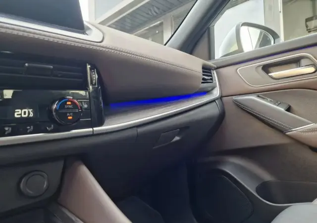 NISSAN Qashqai 1.3 DIG-T MHEV Xtronic Tekna