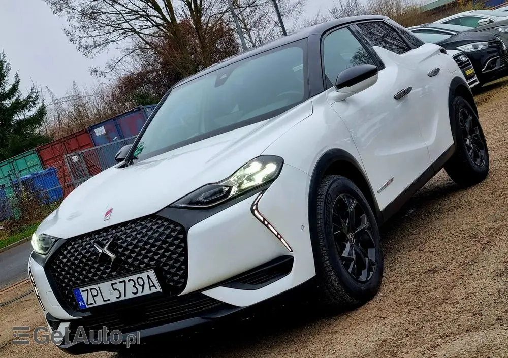 DS AUTOMOBILES DS 3 Crossback 1.2 PureTech Performance Line