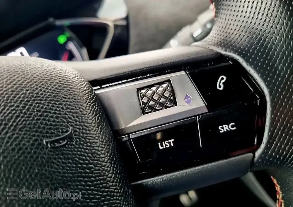 DS AUTOMOBILES DS 3 Crossback 1.2 PureTech Performance Line