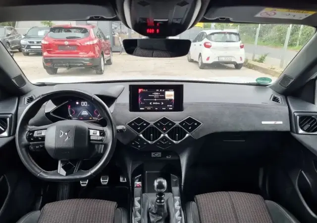 DS AUTOMOBILES DS 3 Crossback 1.2 PureTech Performance Line
