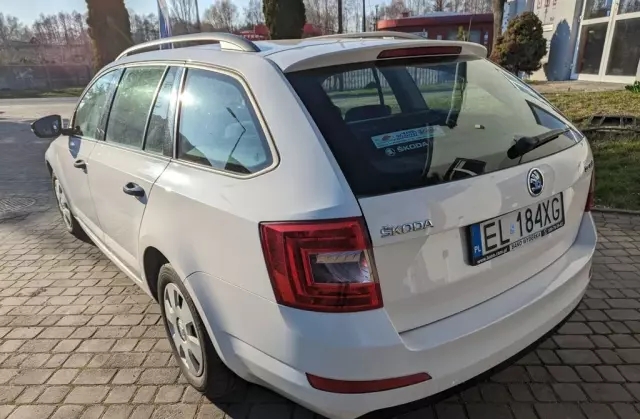 SKODA Octavia 