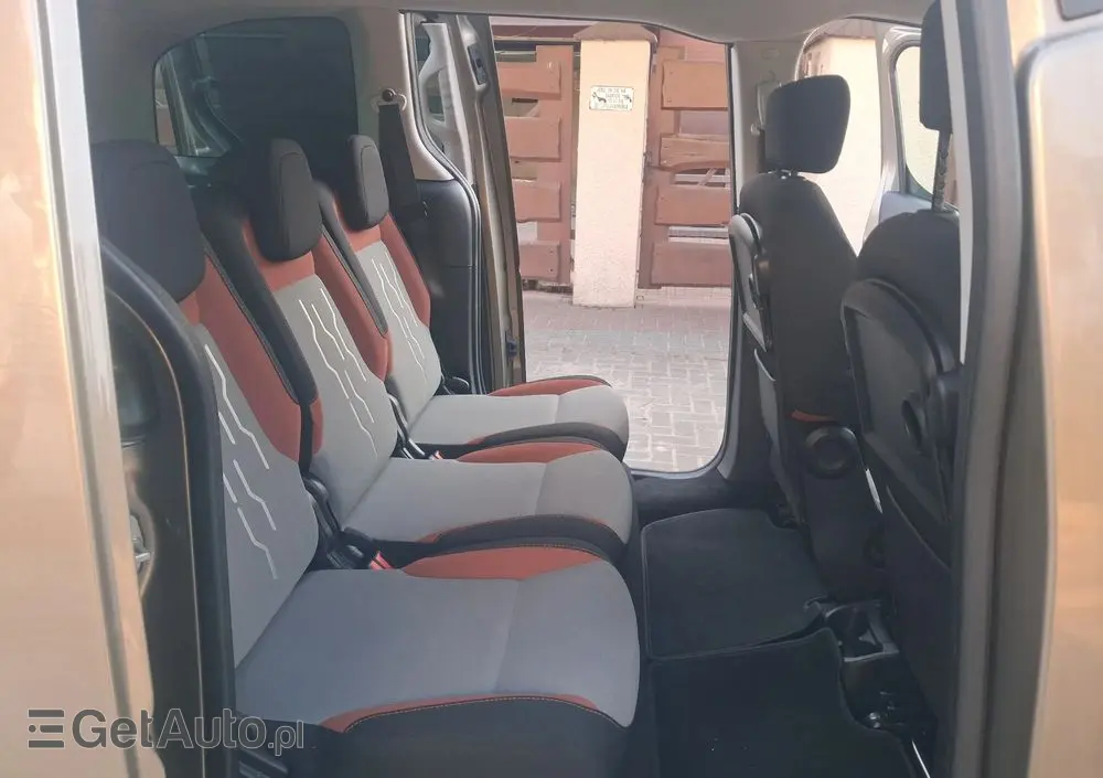 PEUGEOT Partner HDi FAP 115 Style