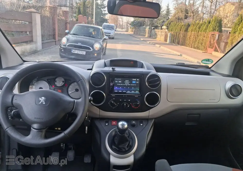 PEUGEOT Partner HDi FAP 115 Style