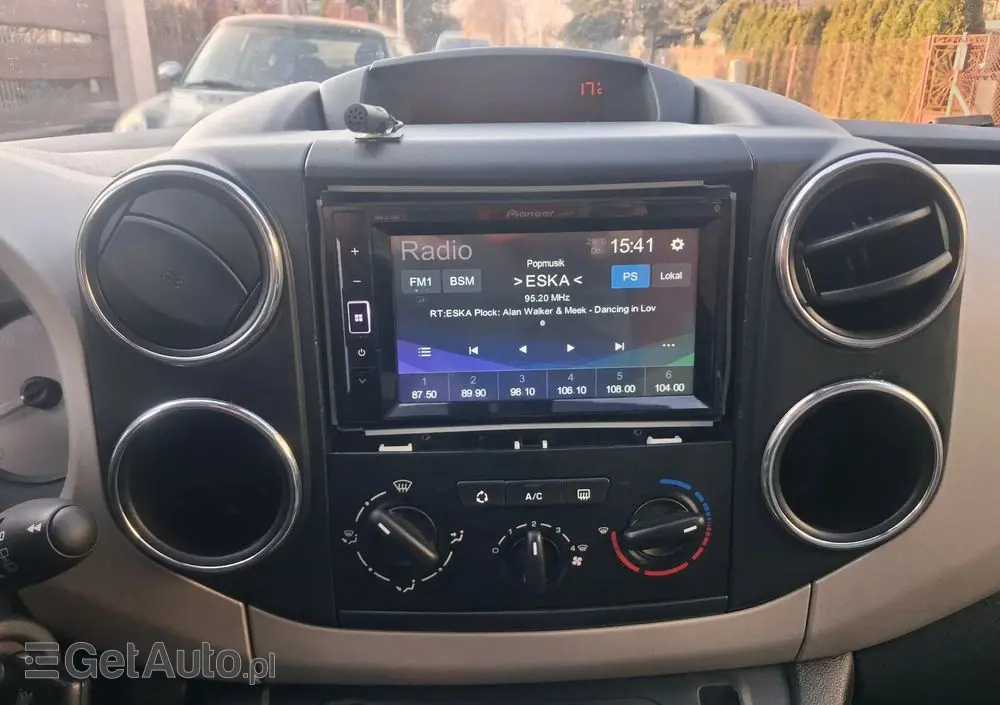 PEUGEOT Partner HDi FAP 115 Style