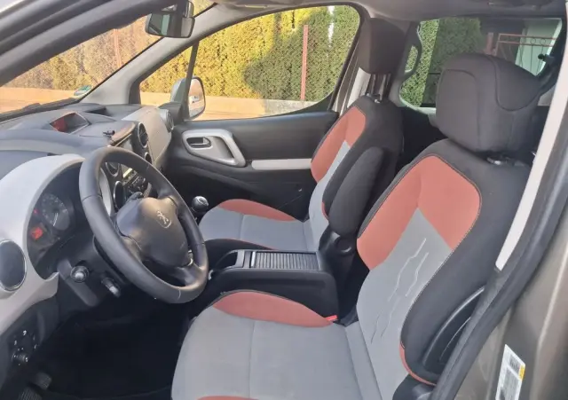 PEUGEOT Partner HDi FAP 115 Style