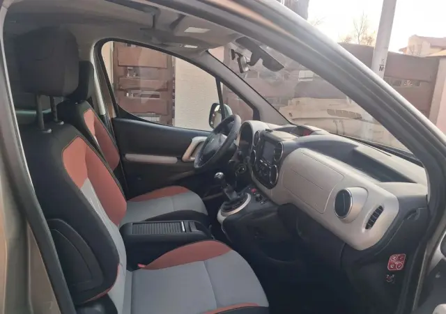 PEUGEOT Partner HDi FAP 115 Style