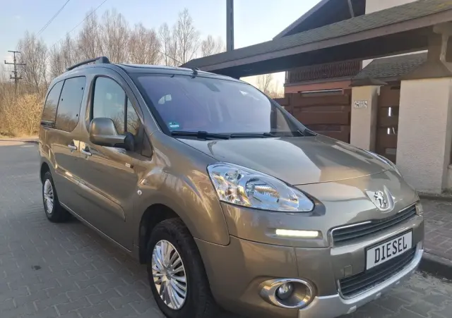 PEUGEOT Partner HDi FAP 115 Style