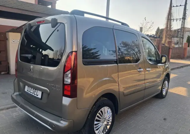 PEUGEOT Partner HDi FAP 115 Style