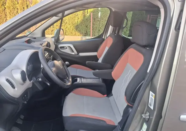 PEUGEOT Partner HDi FAP 115 Style