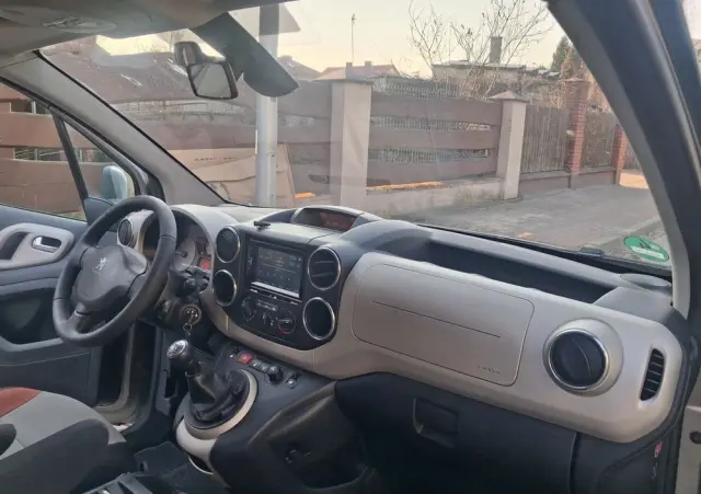 PEUGEOT Partner HDi FAP 115 Style