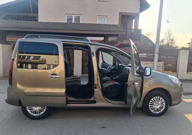 PEUGEOT Partner HDi FAP 115 Style