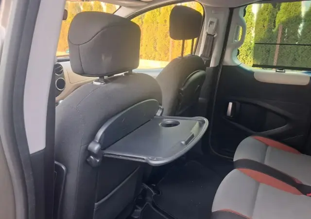 PEUGEOT Partner HDi FAP 115 Style