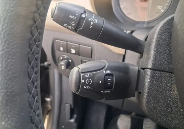 PEUGEOT Partner HDi FAP 115 Style