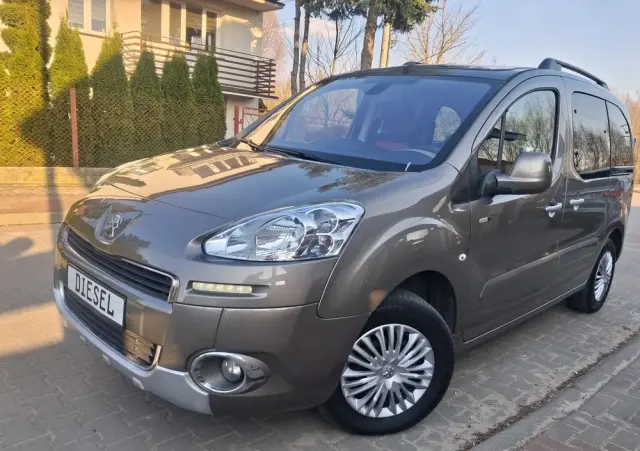 PEUGEOT Partner HDi FAP 115 Style