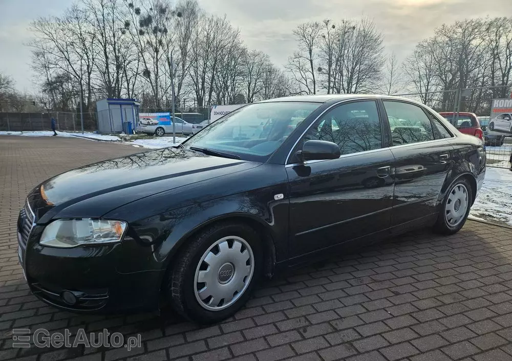 AUDI A4 1.6