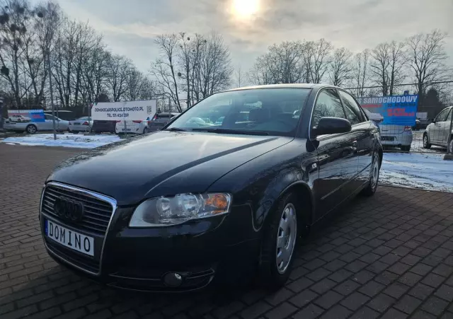 AUDI A4 1.6