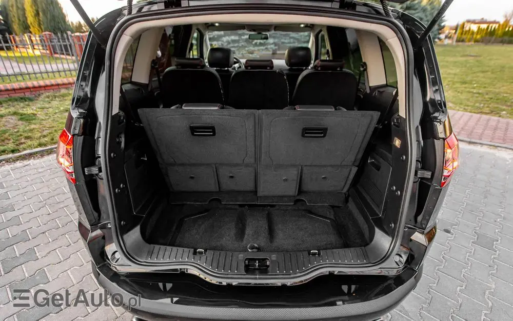 FORD S-Max 2.2 TDCi DPF Titanium X