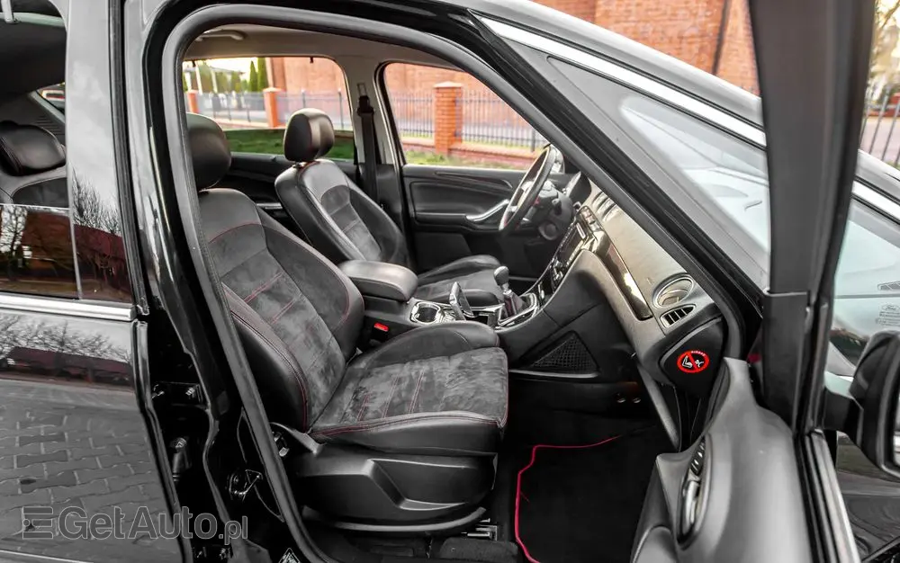 FORD S-Max 2.2 TDCi DPF Titanium X