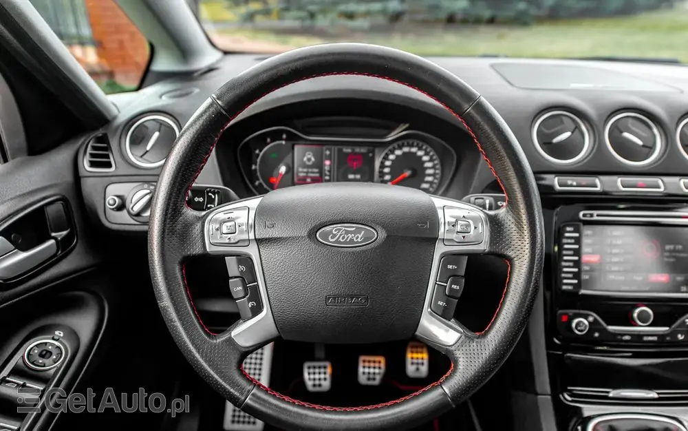 FORD S-Max 2.2 TDCi DPF Titanium X