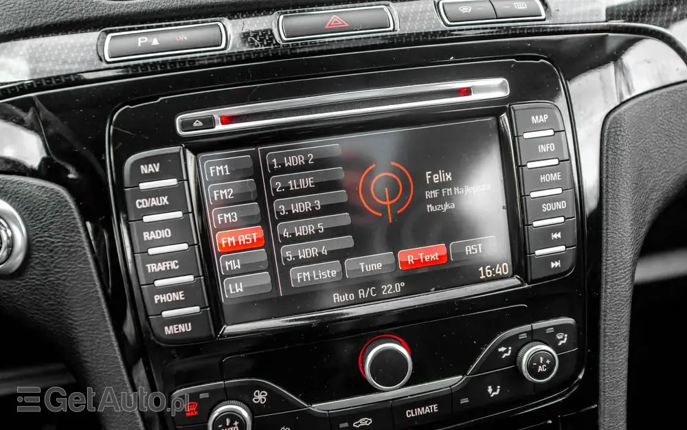 FORD S-Max 2.2 TDCi DPF Titanium X