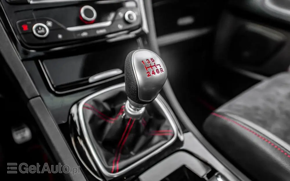 FORD S-Max 2.2 TDCi DPF Titanium X