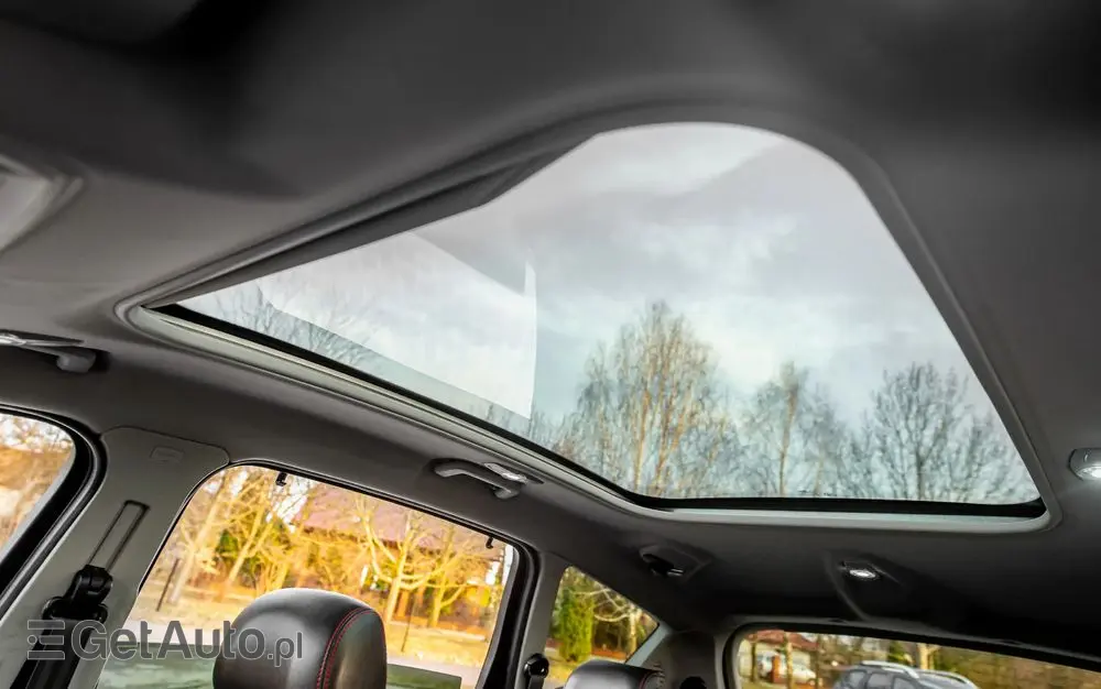 FORD S-Max 2.2 TDCi DPF Titanium X