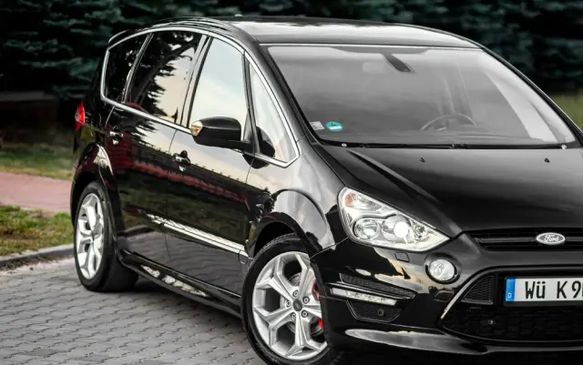 FORD S-Max 2.2 TDCi DPF Titanium X