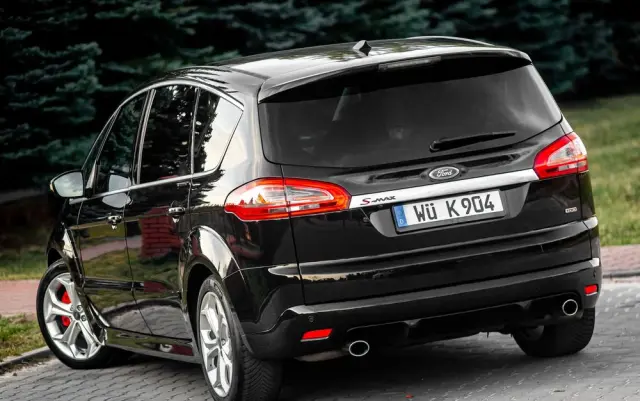 FORD S-Max 2.2 TDCi DPF Titanium X