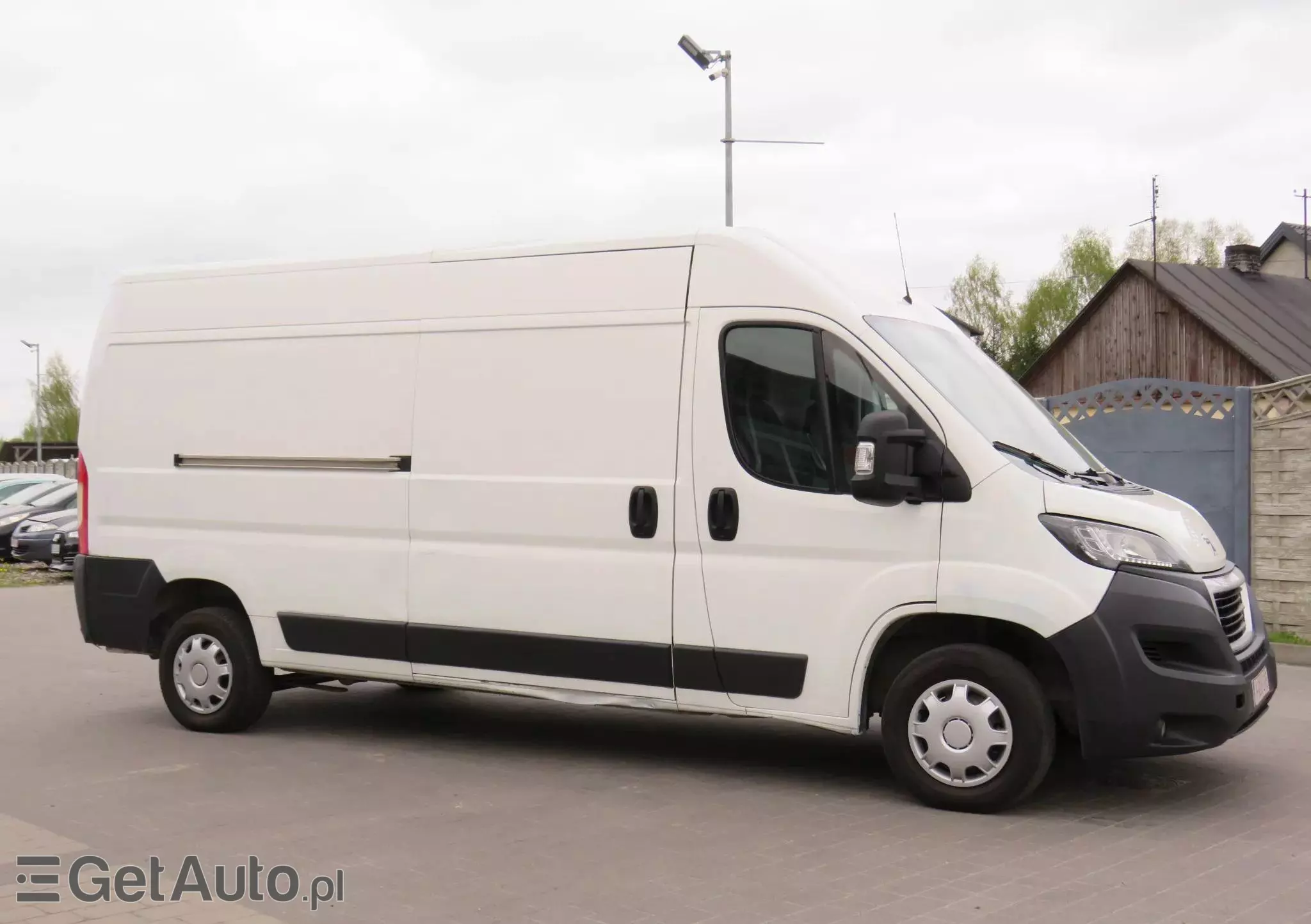 PEUGEOT Boxer L3H2 2.0HDI 130Ps 