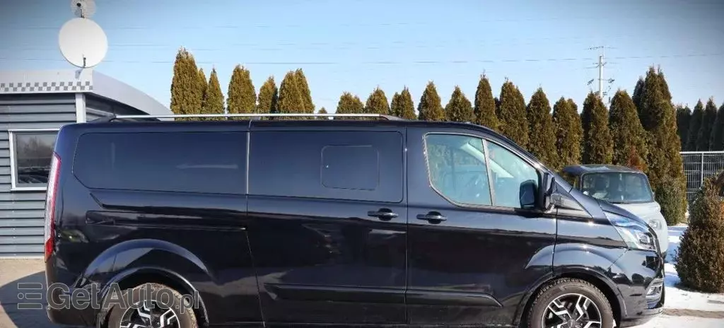 FORD Tourneo Custom 