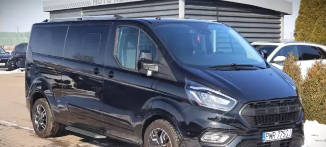 FORD Tourneo Custom 