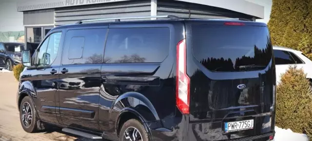 FORD Tourneo Custom 