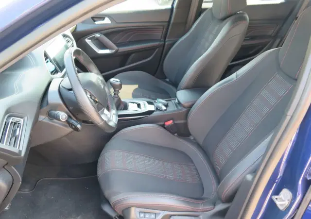 PEUGEOT 308 BlueHDi 130 Stop & Start GT