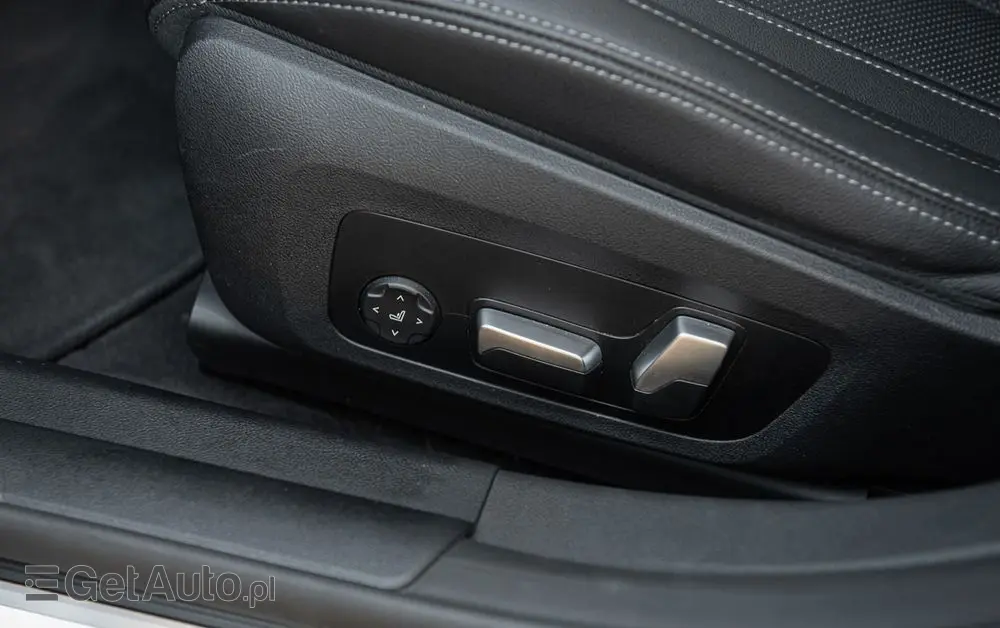 BMW Seria 4 420d xDrive M Sport sport