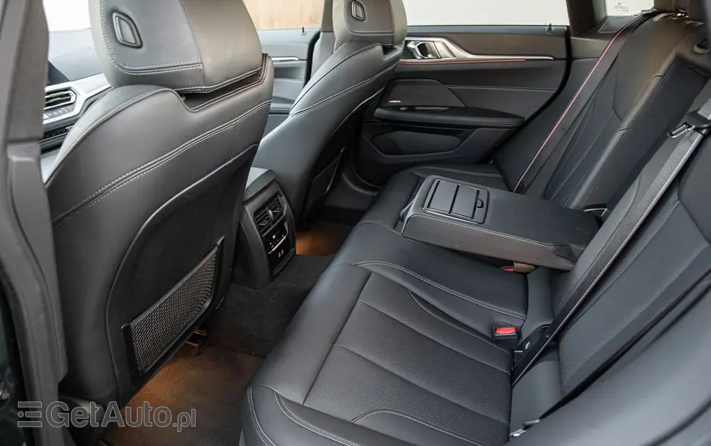 BMW Seria 4 420d xDrive M Sport sport