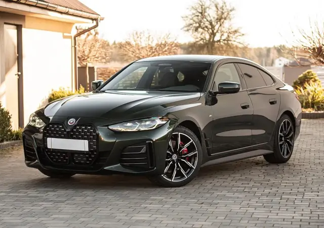 BMW Seria 4 420d xDrive M Sport sport