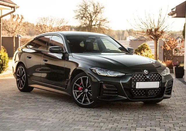 BMW Seria 4 420d xDrive M Sport sport