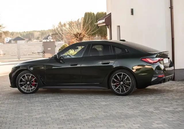 BMW Seria 4 420d xDrive M Sport sport