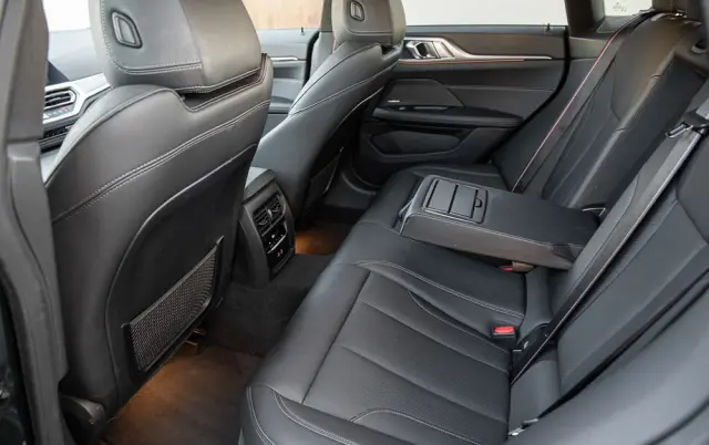 BMW Seria 4 420d xDrive M Sport sport