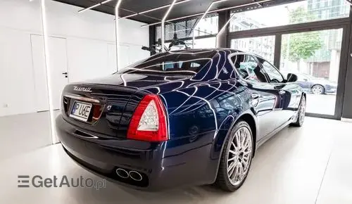 MASERATI Quattroporte 