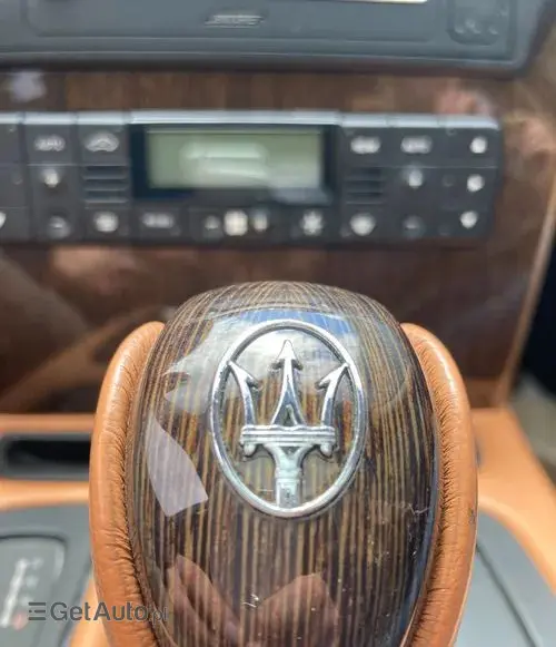 MASERATI Quattroporte 