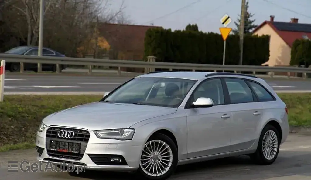 AUDI A4 