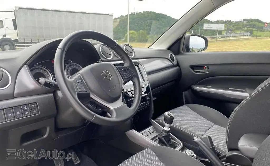 SUZUKI Vitara 