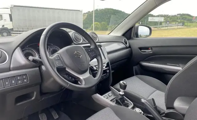 SUZUKI Vitara 