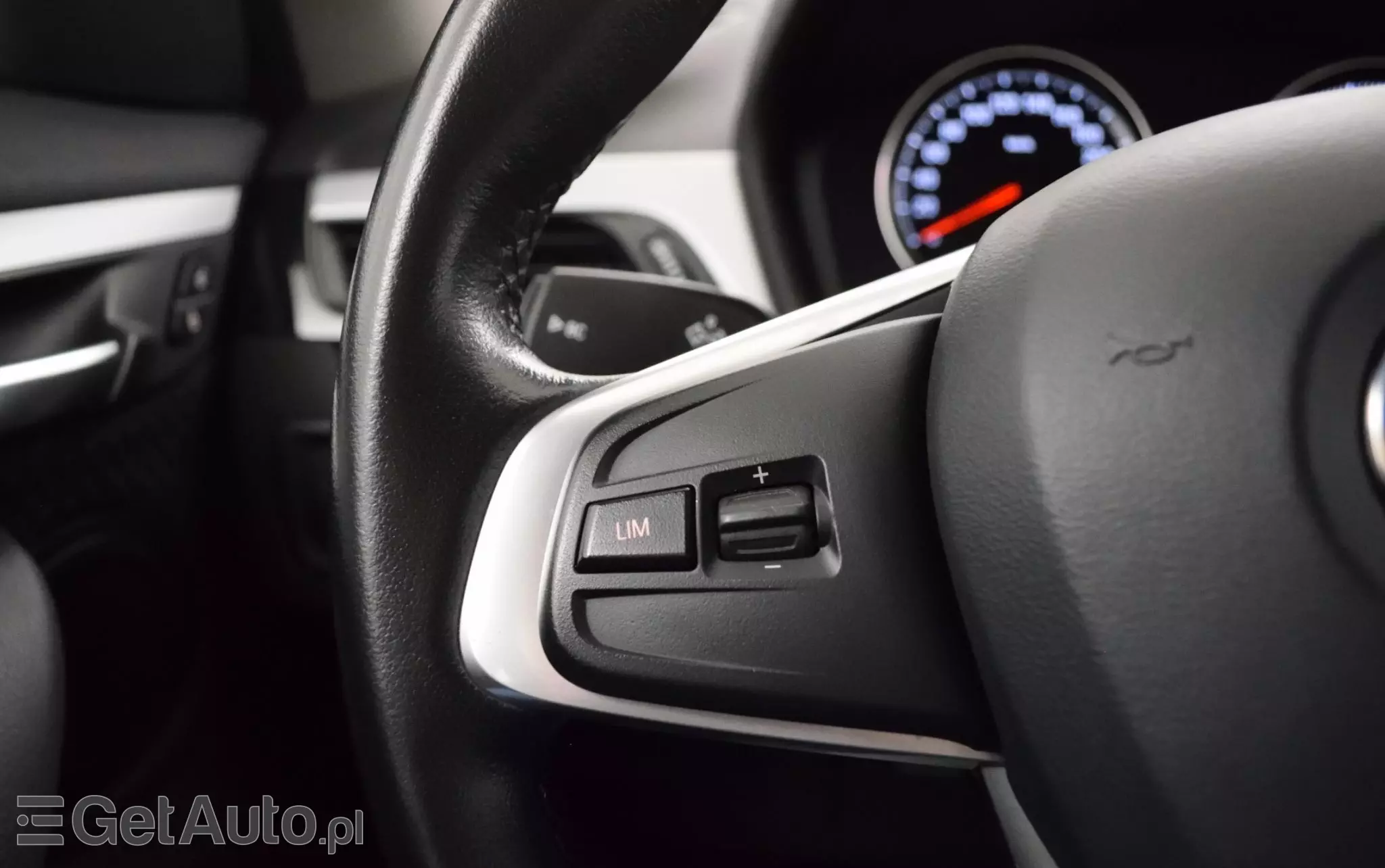 BMW X1 SDrive18i Advantage