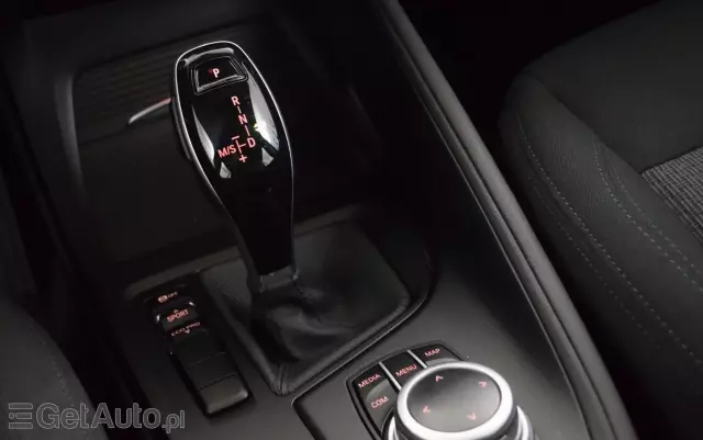 BMW X1 SDrive18i Advantage