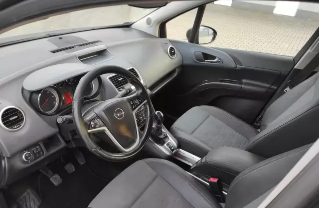 OPEL Meriva 